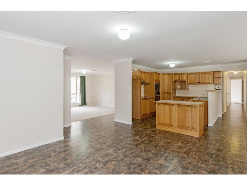 19 Emungerie Grove, Karana Downs QLD 4306