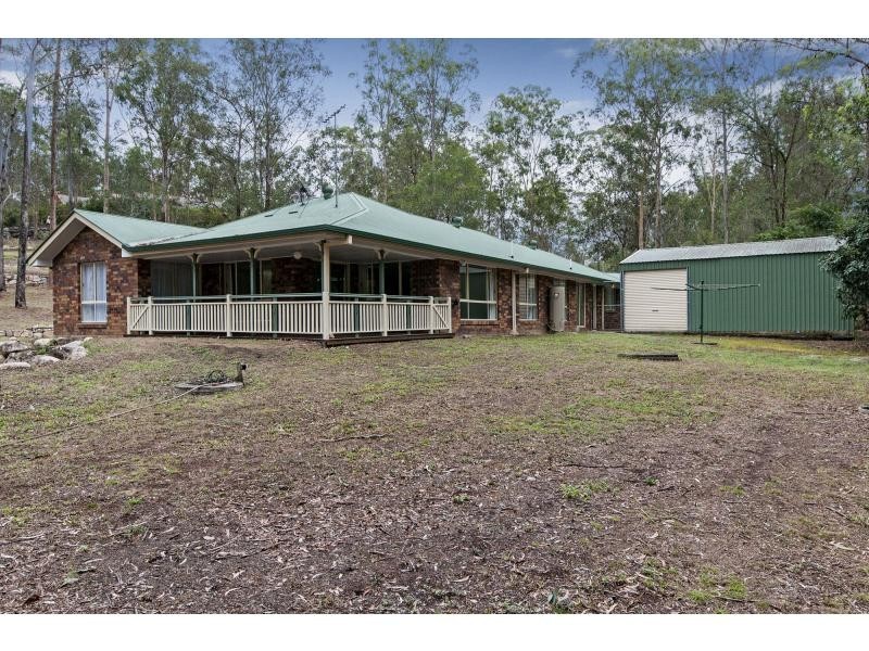 19 Emungerie Grove, Karana Downs QLD 4306