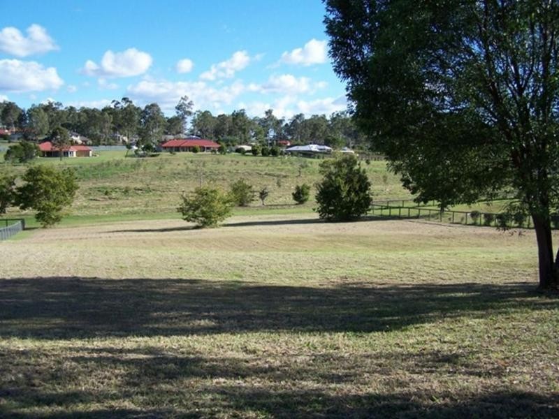 21 Lintrose Terrace, Riverside Estate, Karalee QLD 4306