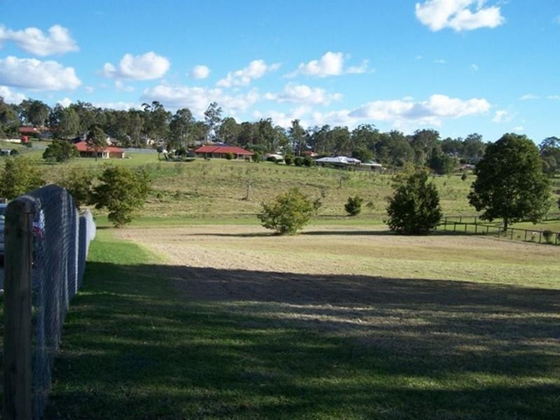 21 Lintrose Terrace, Riverside Estate, Karalee QLD 4306