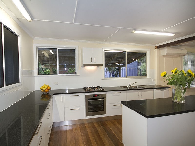 29 Blackstone Street, Indooroopilly QLD 4068