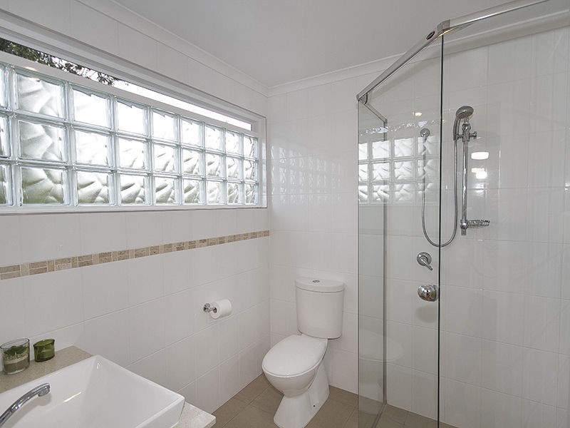 29 Blackstone Street, Indooroopilly QLD 4068