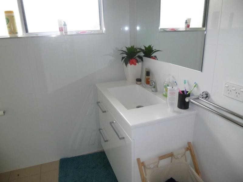 Jindalee QLD 4074