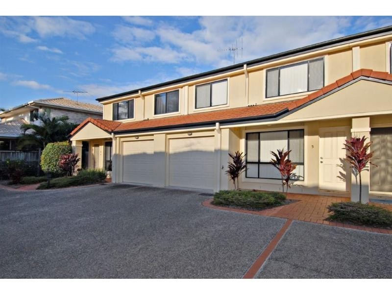 Mount Ommaney QLD 4074