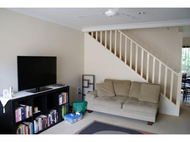 Mount Ommaney QLD 4074