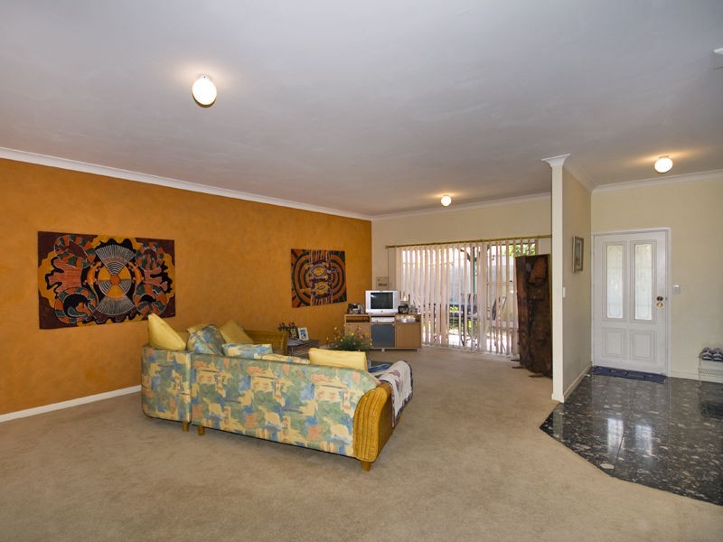 21 Rivervista Street, Riverhills QLD 4074