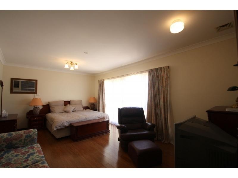 29 Cityview Road, Sinnamon Park QLD 4073