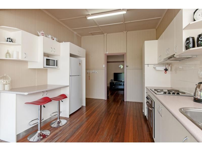 2 Jordan Street, Ebbw Vale QLD 4304