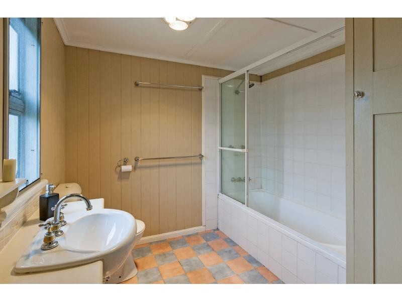 2 Jordan Street, Ebbw Vale QLD 4304