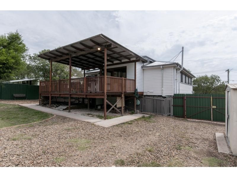 2 Jordan Street, Ebbw Vale QLD 4304