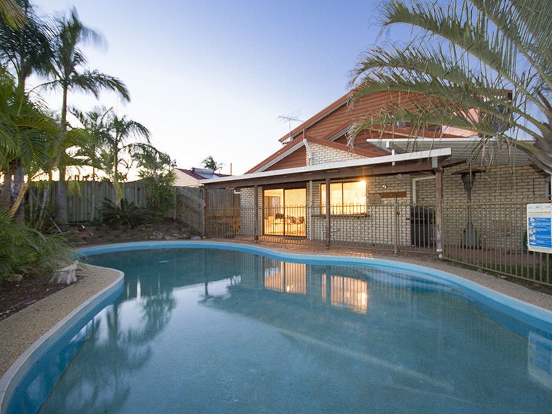 26 Hazelton Street, Riverhills QLD 4074