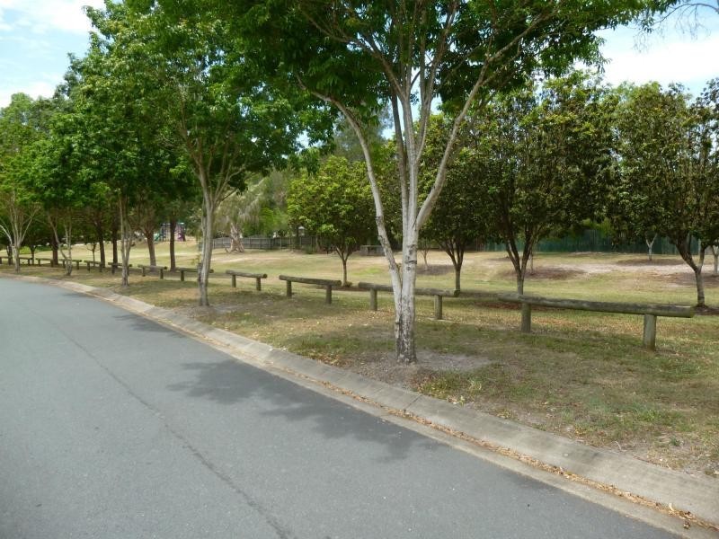 Seventeen Mile Rocks QLD 4073