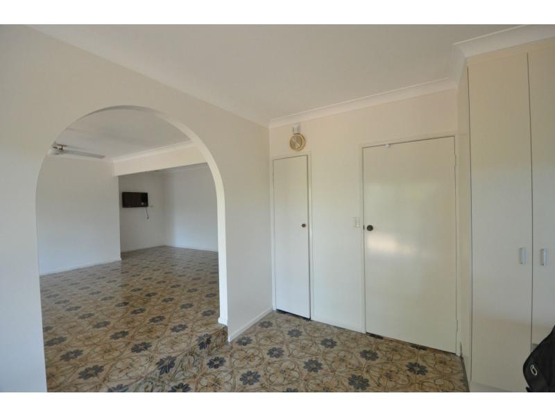 Jindalee QLD 4074