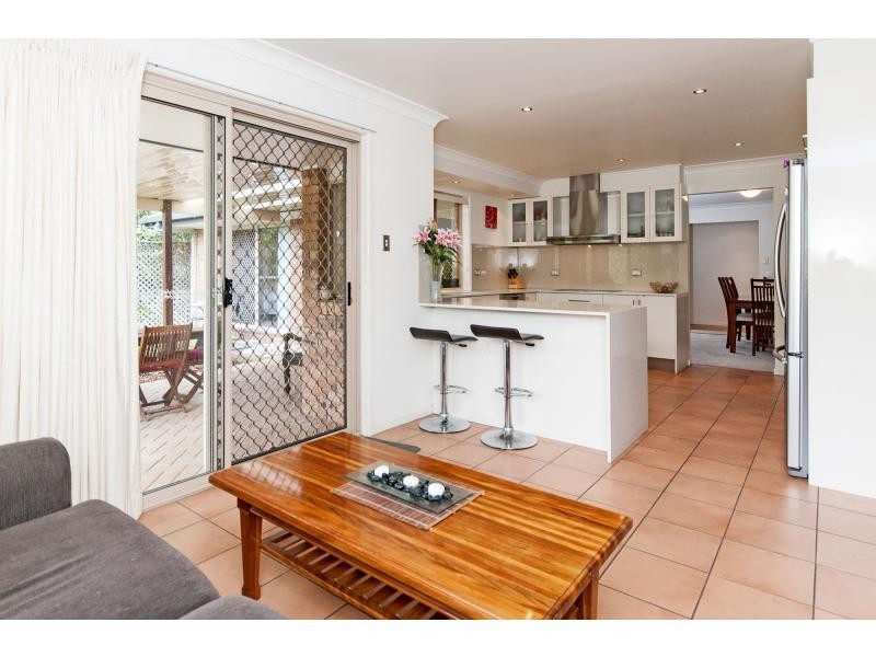 35 CAMELOT Crescent, Middle Park QLD 4074