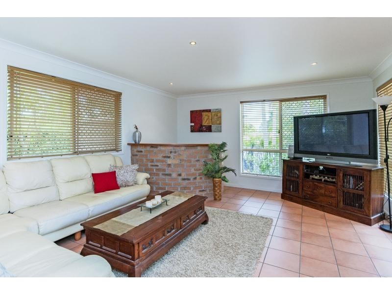 35 CAMELOT Crescent, Middle Park QLD 4074