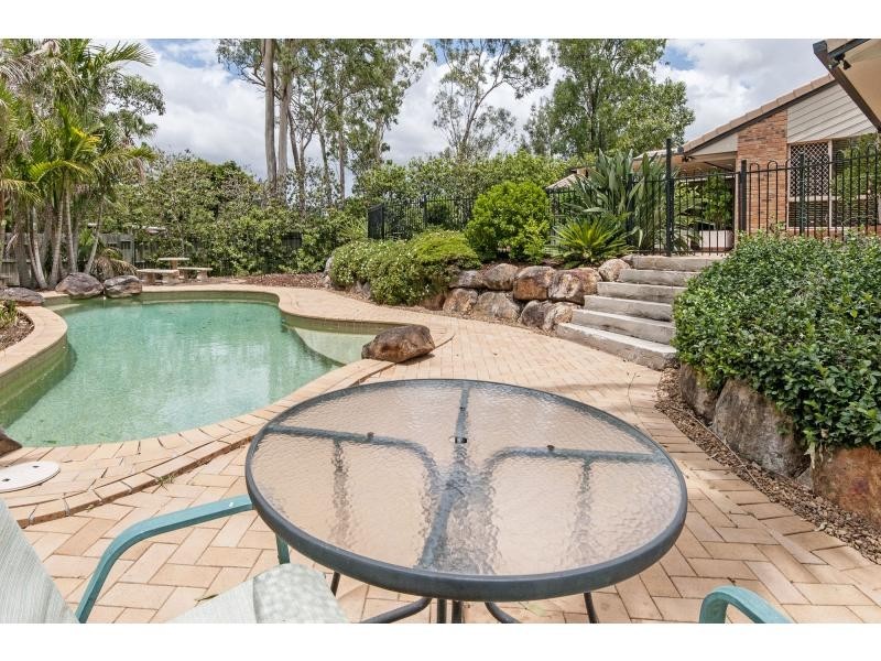 35 CAMELOT Crescent, Middle Park QLD 4074