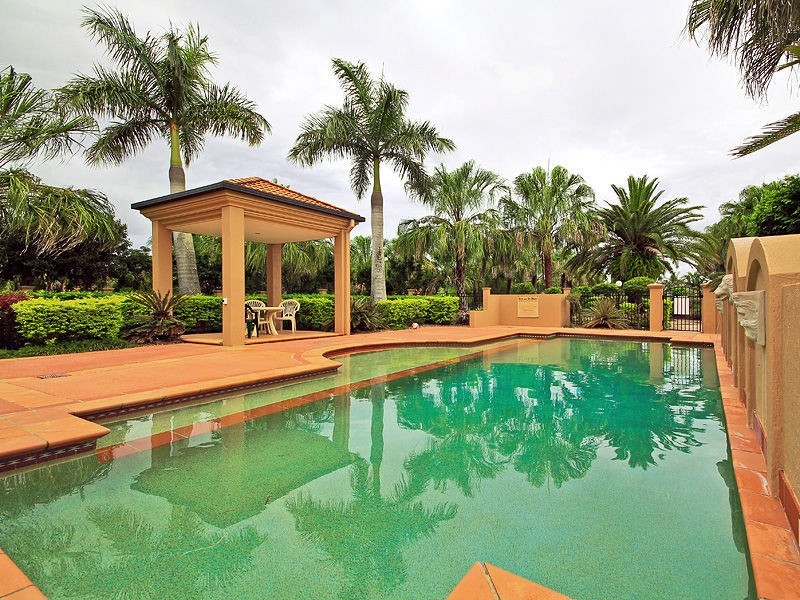 42/105 Oldfield Road, Sinnamon Park QLD 4073