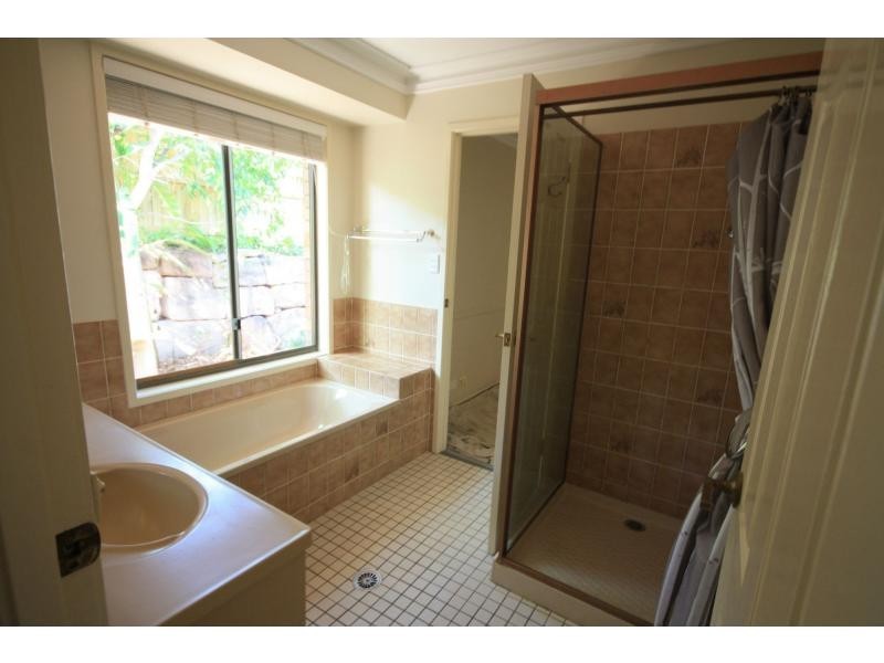 Sinnamon Park QLD 4073