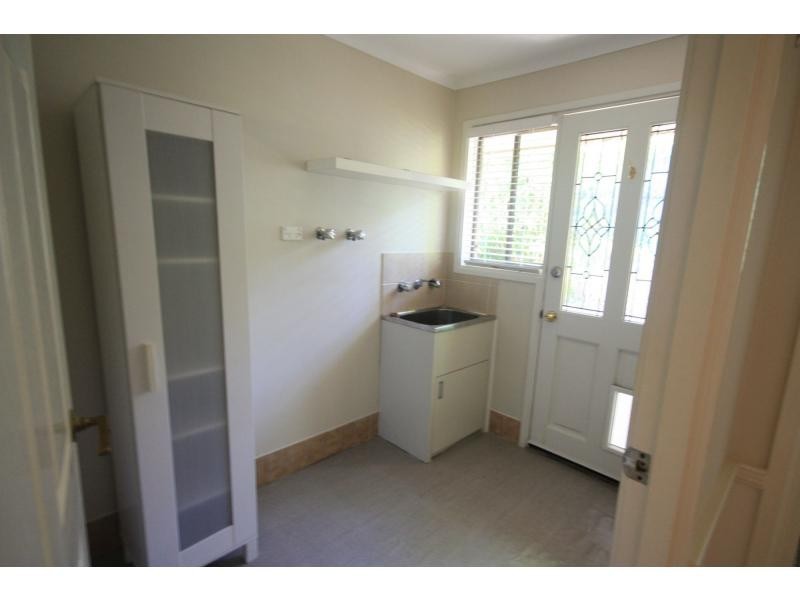 Sinnamon Park QLD 4073