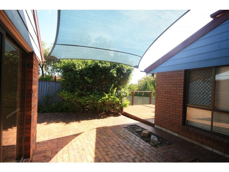 Sinnamon Park QLD 4073