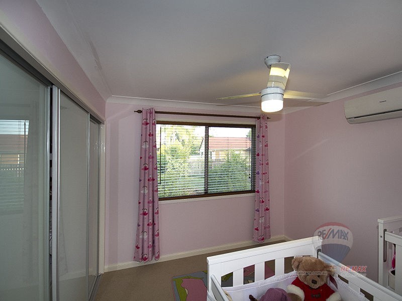 23 Rani Close, Mount Ommaney QLD 4074