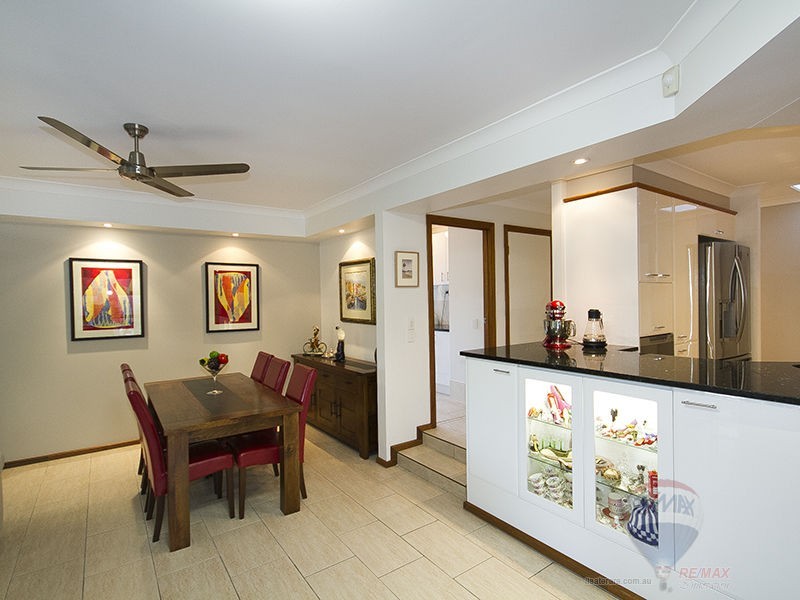 Mount Ommaney QLD 4074