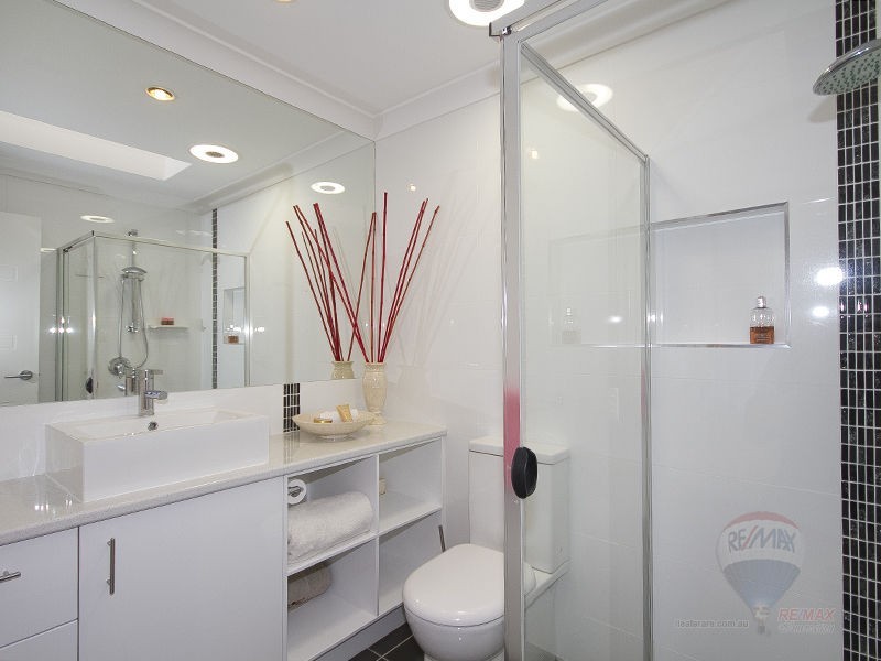 Mount Ommaney QLD 4074