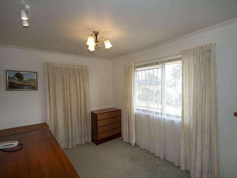 10 Narrung Street, Middle Park QLD 4074