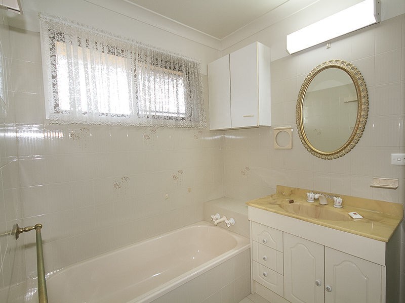 10 Narrung Street, Middle Park QLD 4074