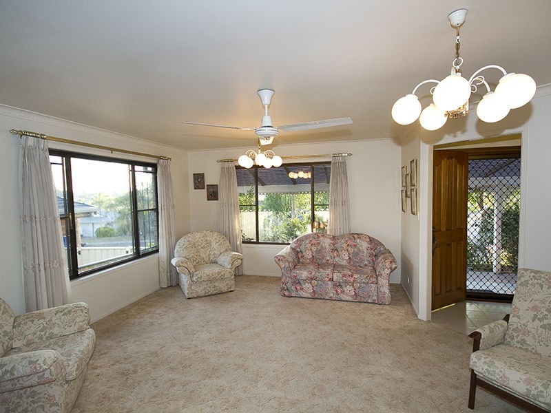 10 Narrung Street, Middle Park QLD 4074