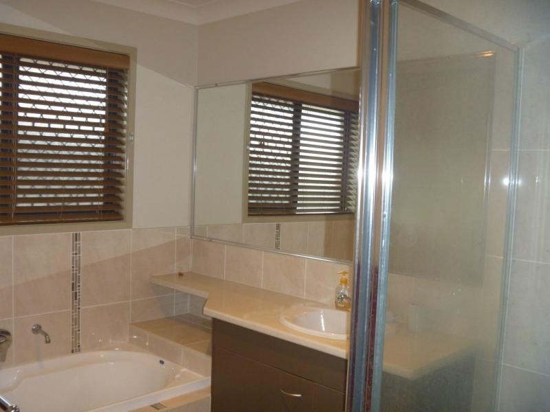 7 Kitching Court, Collingwood Park QLD 4301