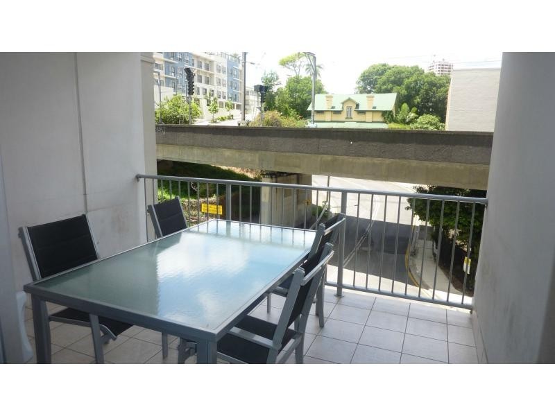 6/205 Exford Street, Brisbane QLD 4000