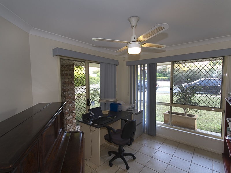 83 McPherson Road, Sinnamon Park QLD 4073