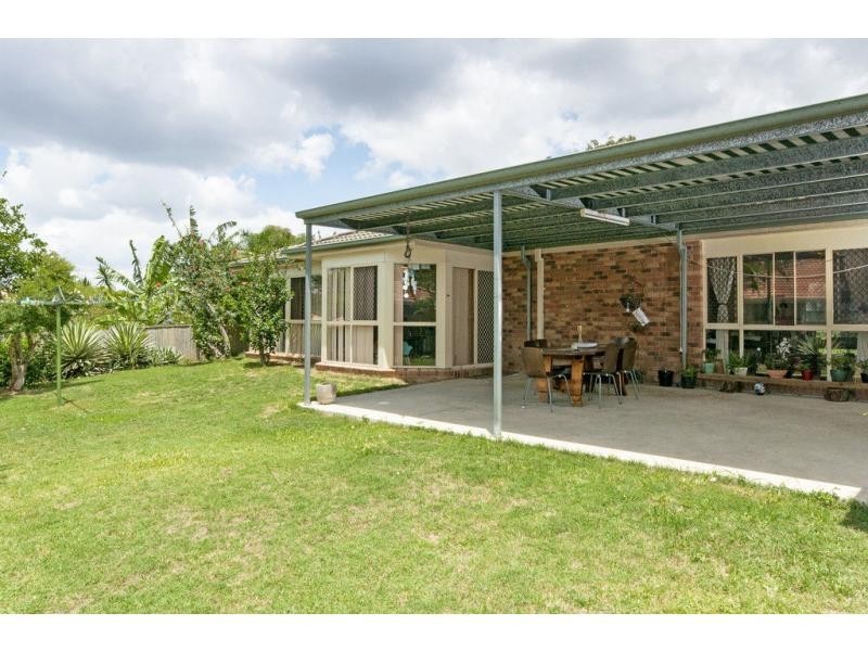 3 Bowerbird Close, Doolandella QLD 4077