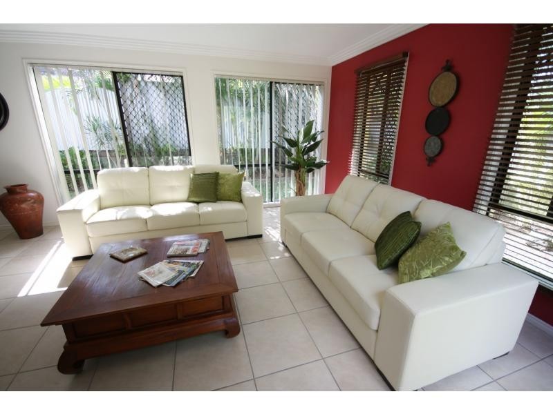 18 Parkside Place, Forest Lake QLD 4078