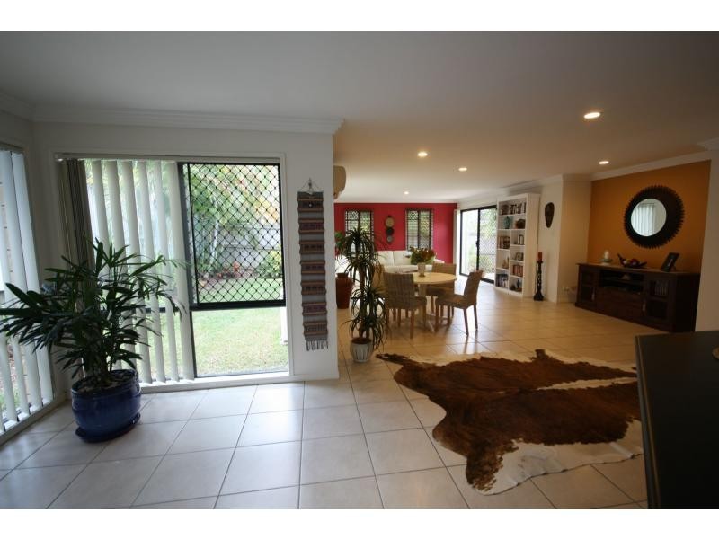 18 Parkside Place, Forest Lake QLD 4078