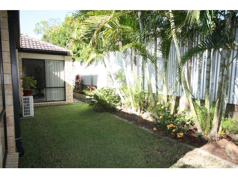 18 Parkside Place, Forest Lake QLD 4078