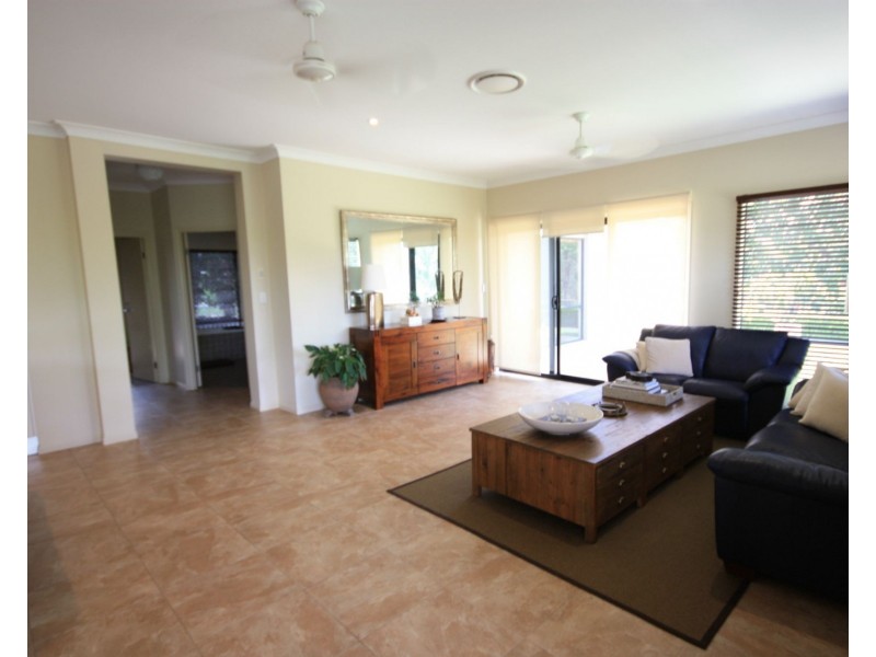 48 Triandra Place, Pullenvale QLD 4069