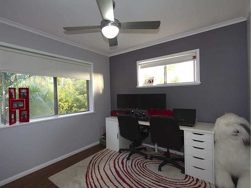 8 TYRRELL Road, Jamboree Heights QLD 4074