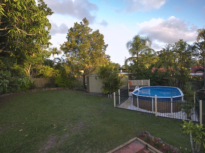 8 TYRRELL Road, Jamboree Heights QLD 4074