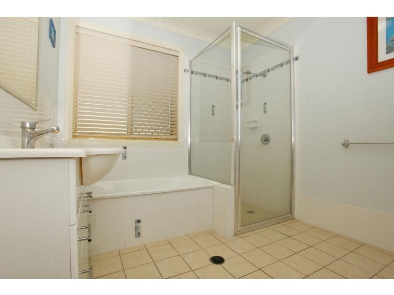 18 Sealark Cove, Karalee QLD 4306