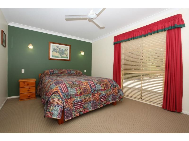 18 Sealark Cove, Karalee QLD 4306