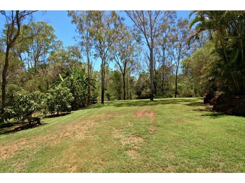 18 Sealark Cove, Karalee QLD 4306