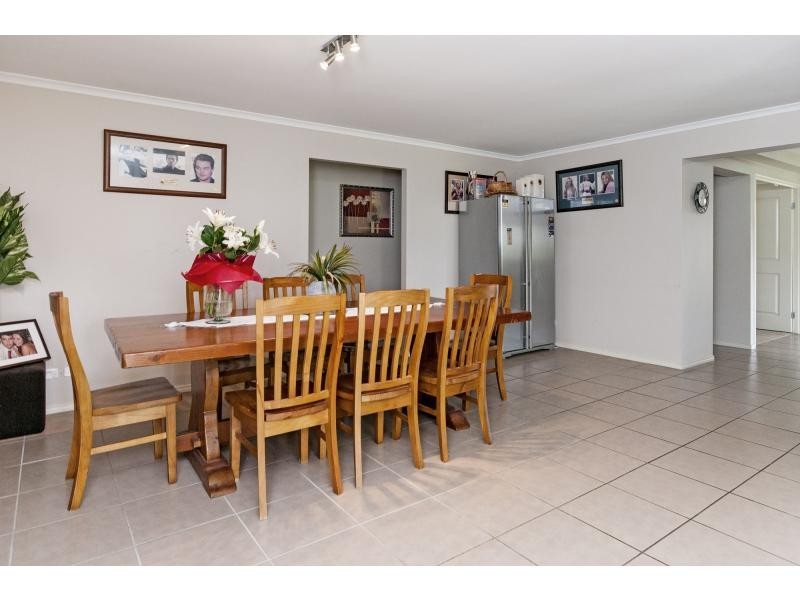 43 Diamantina Circuit, Karalee QLD 4306