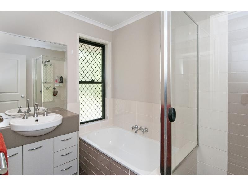 43 Diamantina Circuit, Karalee QLD 4306