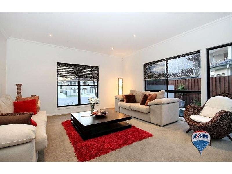 5 La Belle Court, Westlake QLD 4074