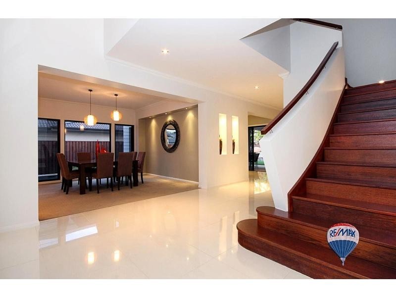 5 La Belle Court, Westlake QLD 4074