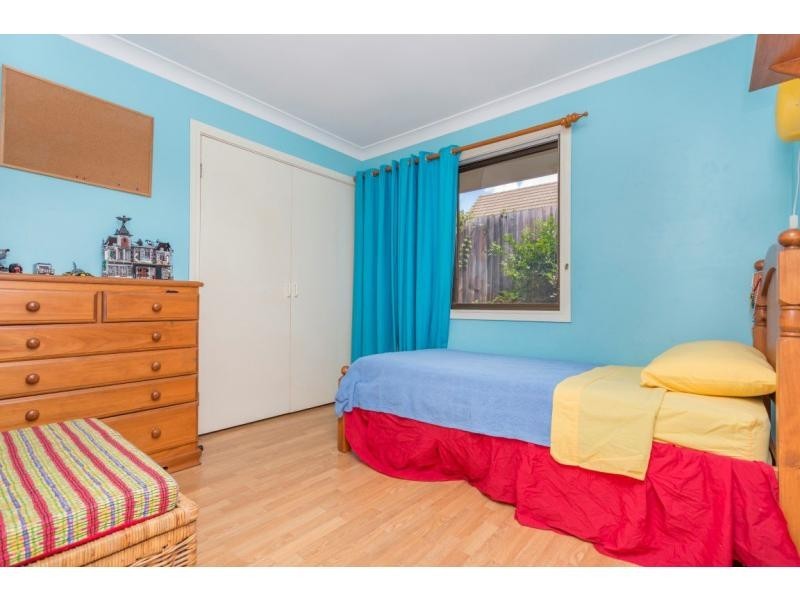 8 Rani Close, Mount Ommaney QLD 4074