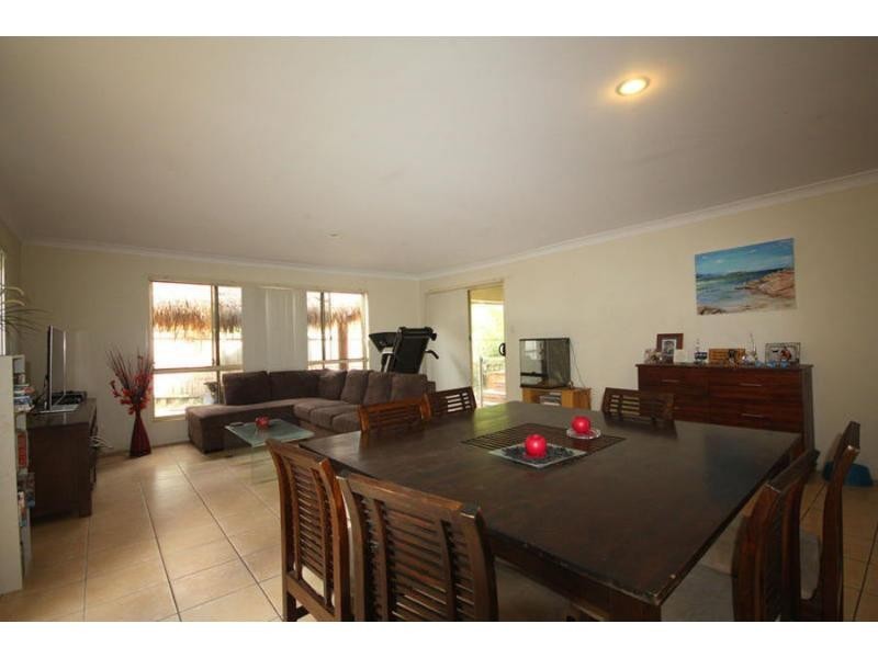39 Vistula Cct Street, Springfield QLD 4300