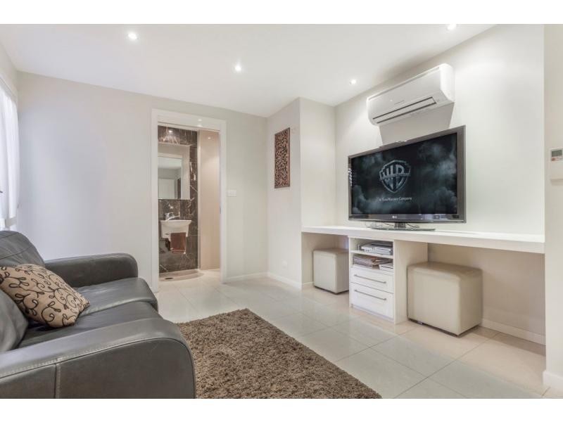 9 Tana Street, Westlake QLD 4074